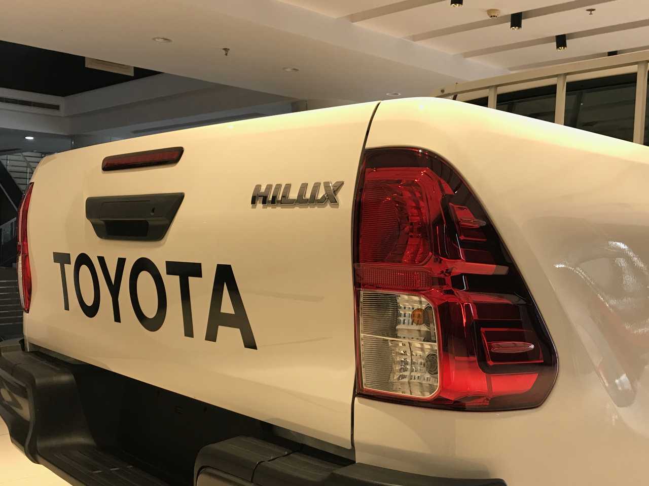 Tips for Choosing the Right Lights for Your Toyota Hilux