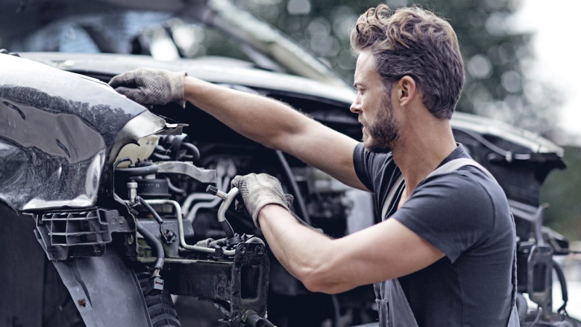 The Process of Scrap Car Wrecking