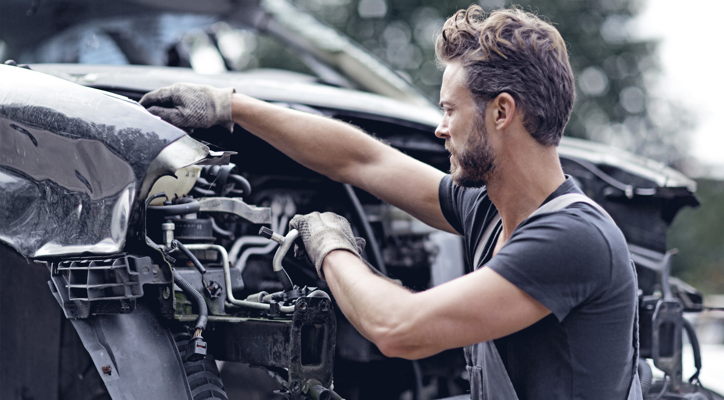 The Process of Scrap Car Wrecking